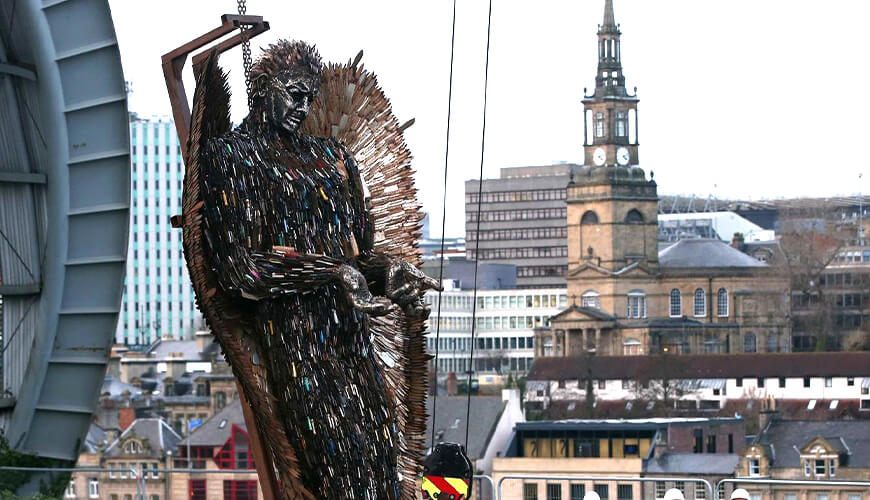 Knife sculpture (page 1) 'knife angel' sculpture is made out of 100,000 knives collected by the police : Kinves Out Sculpture . Knife Angel Sculpture Takes Up Residency On The Quayside Cargo